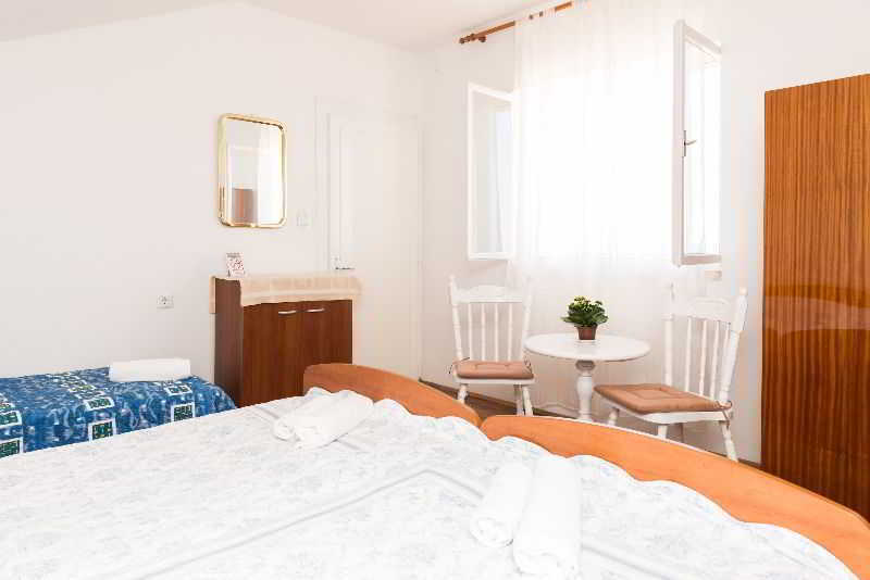 Guesthouse Slavka Ντουμπρόβνικ Εξωτερικό φωτογραφία
